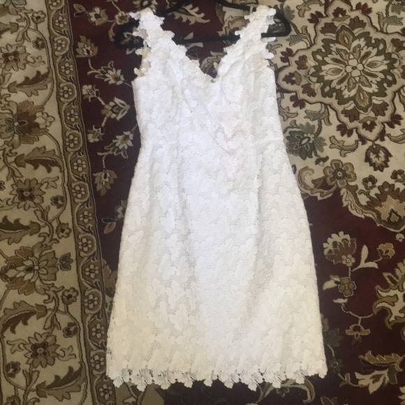 Lilly Pulitzer White Reeve Dress butterfly lace - Picture 3 of 8